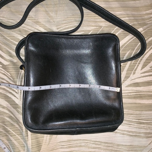 Coach Black Leather  North/South Bag - Picture 4 of 8